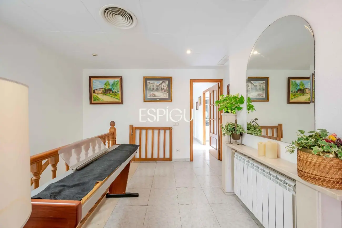 Casa esquinera con gran terraza en Sant Feliu de Guíxols
