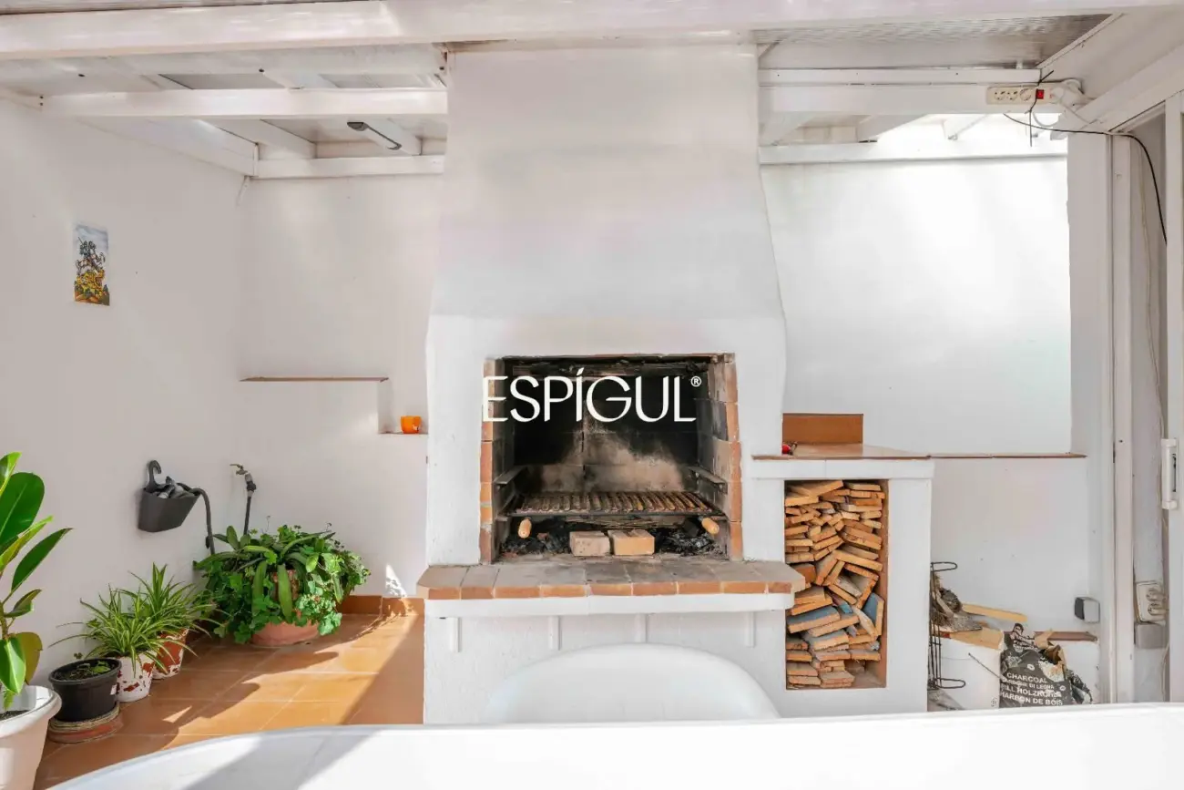 Casa esquinera con gran terraza en Sant Feliu de Guíxols