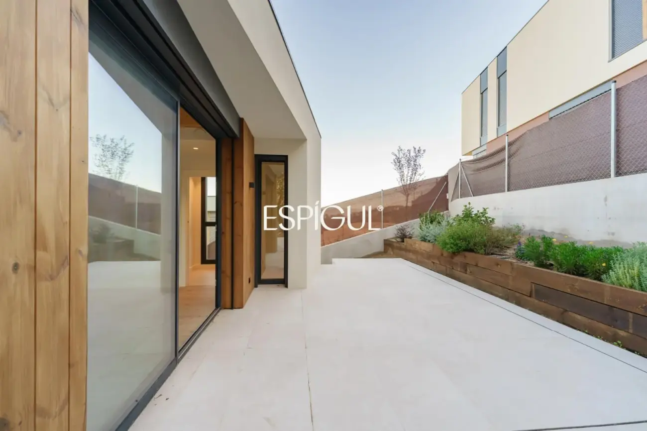 Casa independiente a estrenar en la Floresta, Sant Cugat del Vallés