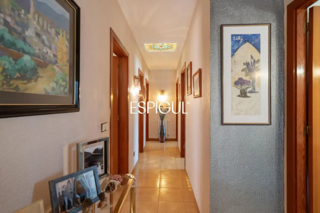 Casa independiente con gran parcela exterior en Mas Aliu