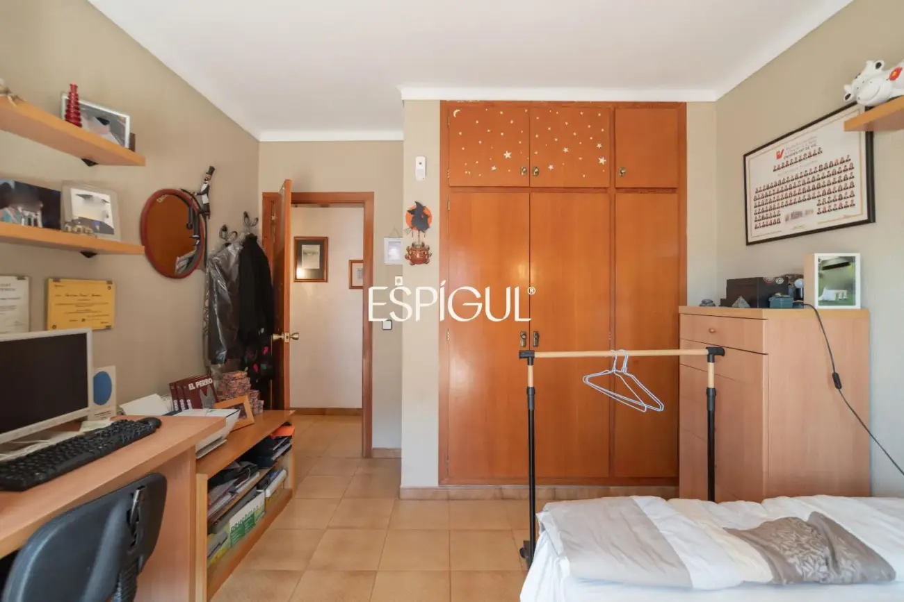 Casa independiente con gran parcela exterior en Mas Aliu