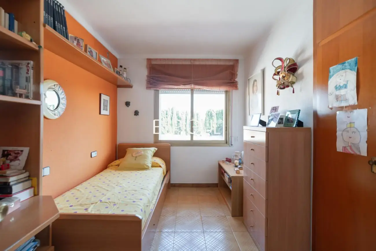 Casa independiente con gran parcela exterior en Mas Aliu