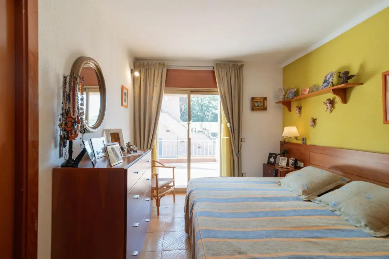 Casa independiente con gran parcela exterior en Mas Aliu
