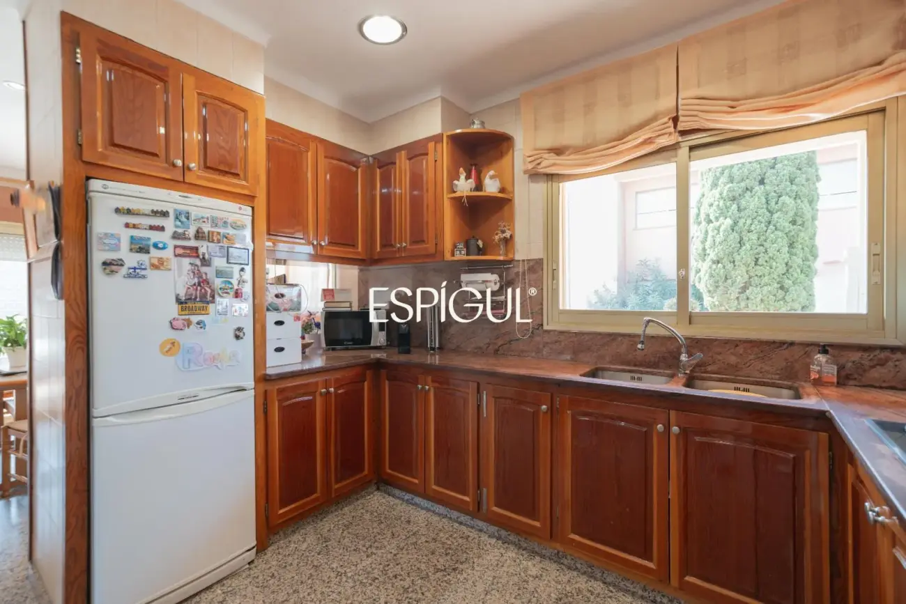 Casa independiente con gran parcela exterior en Mas Aliu