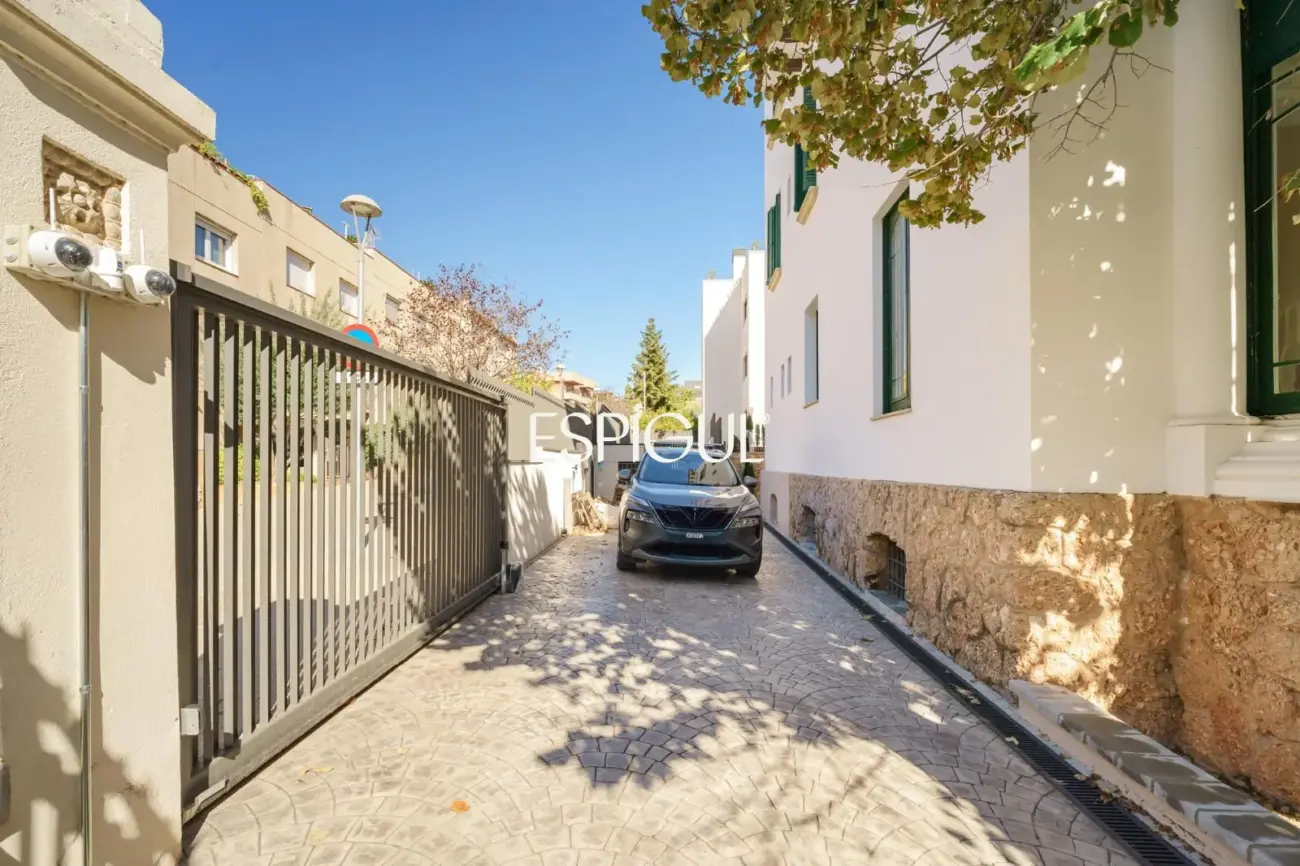 Casa modernista en venta en Parc Central, Sant Cugat del Vallés