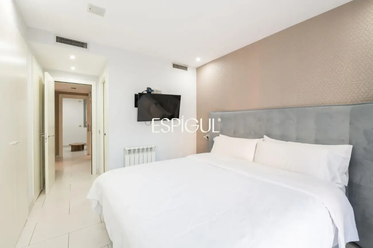 Two homes with a large 100 m² terrace and possibility of joining them together