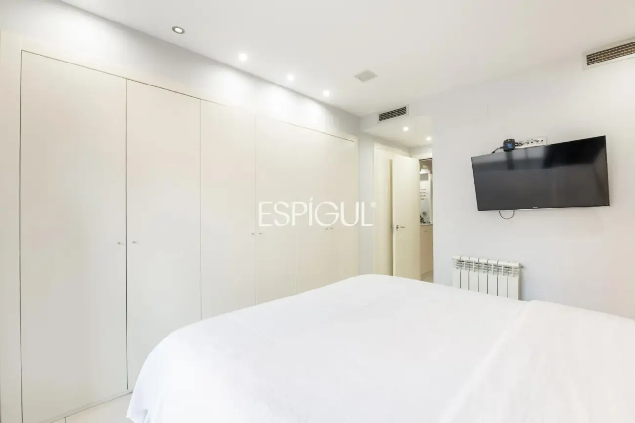 Two homes with a large 100 m² terrace and possibility of joining them together