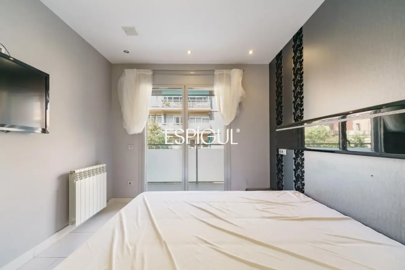 Two homes with a large 100 m² terrace and possibility of joining them together