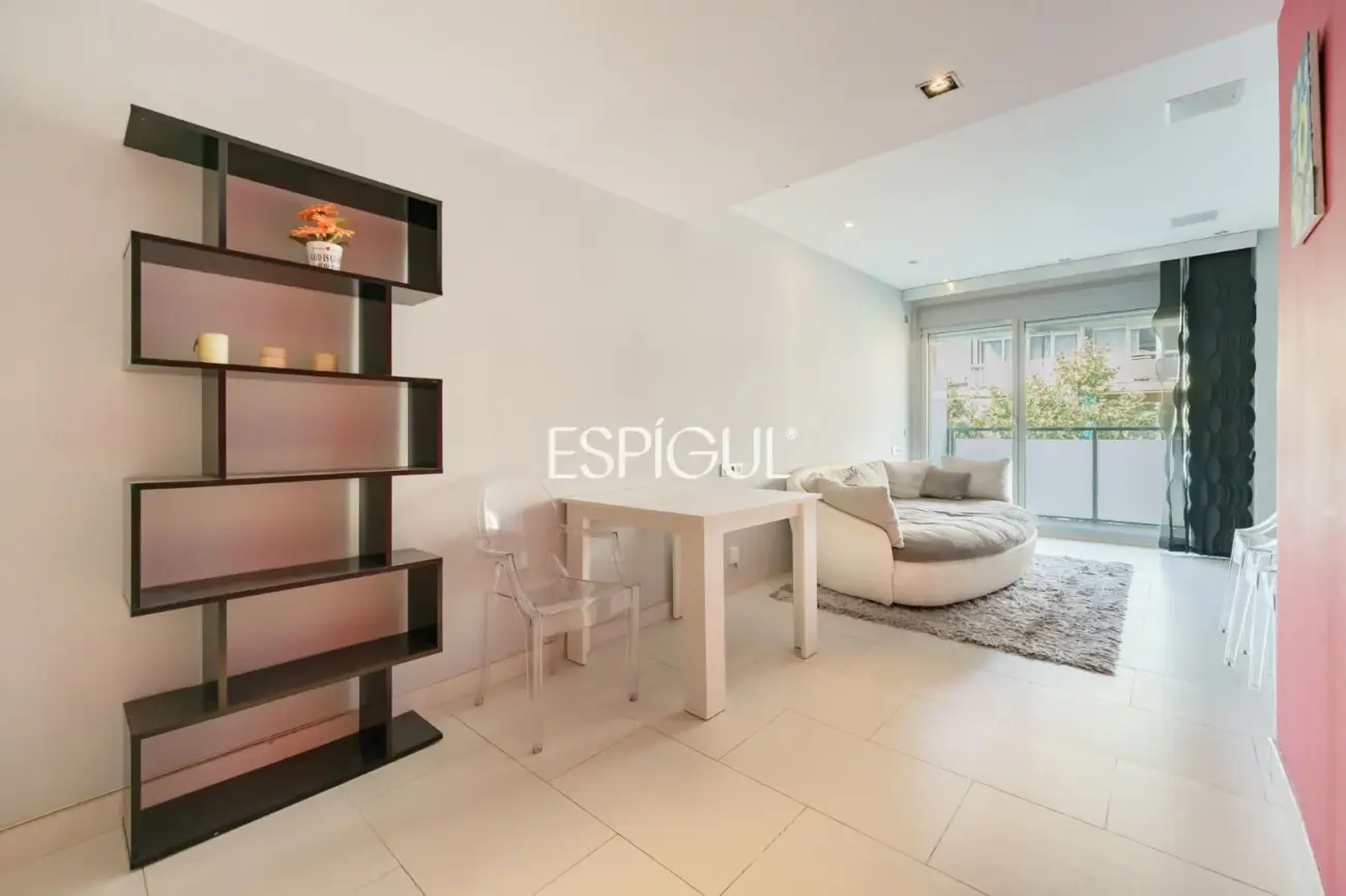 Two homes with a large 100 m² terrace and possibility of joining them together