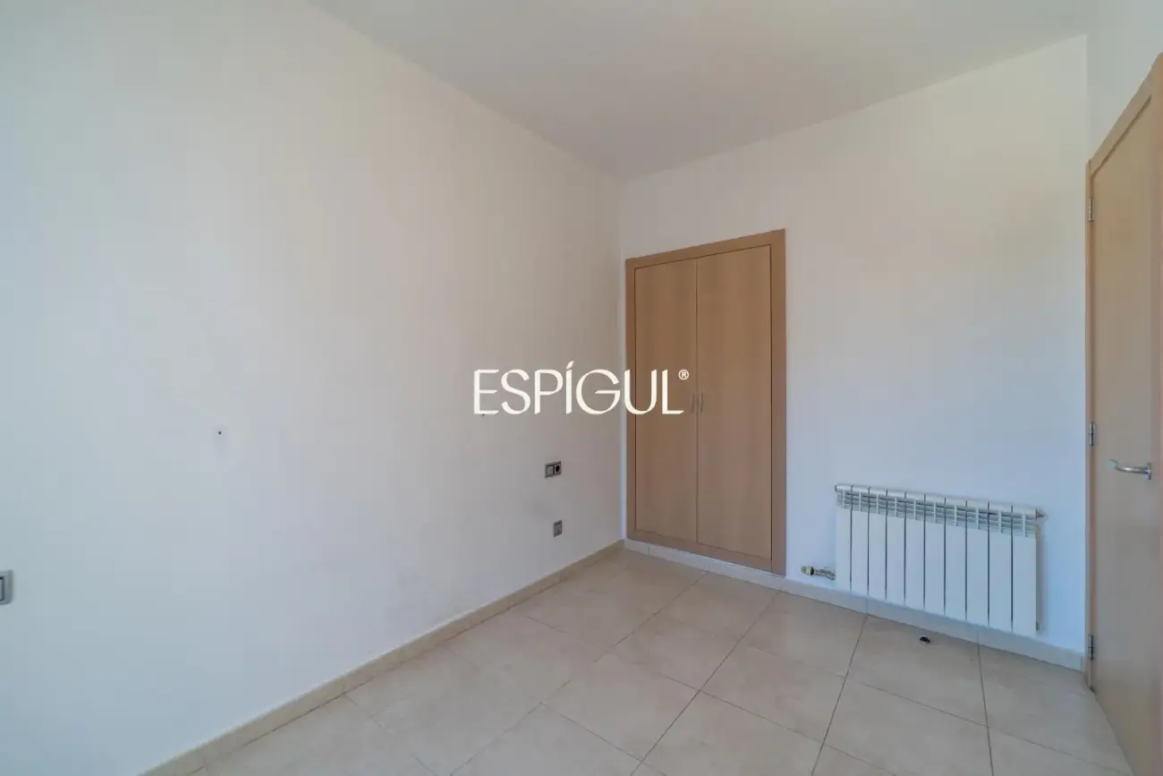 Maisonette-Wohnung mit zwei Zimmern im Zentrum von Girona zu verkaufen