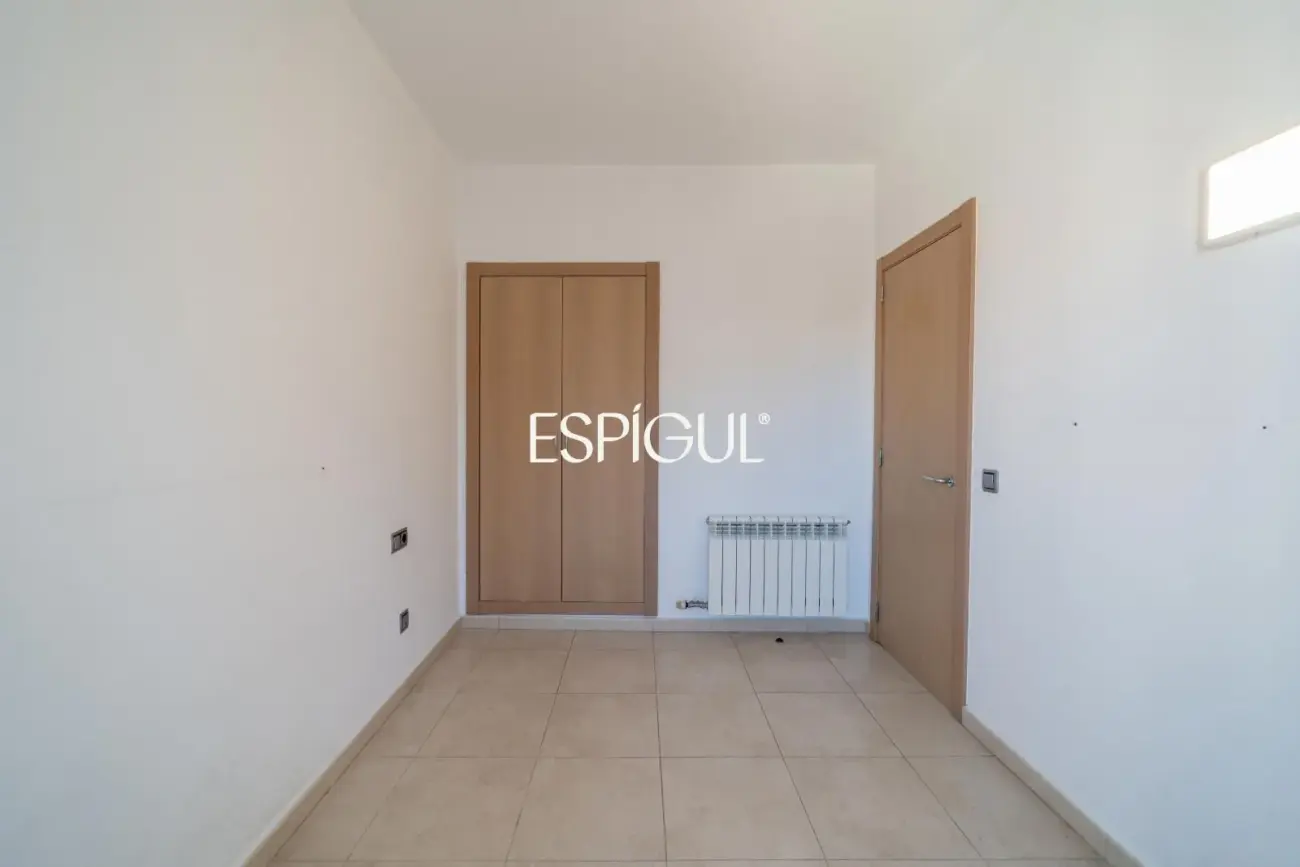 Maisonette-Wohnung mit zwei Zimmern im Zentrum von Girona zu verkaufen