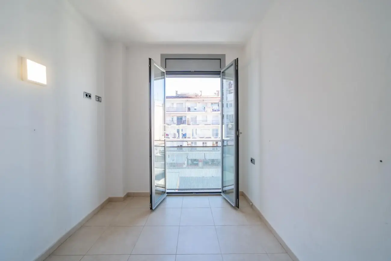 Maisonette-Wohnung mit zwei Zimmern im Zentrum von Girona zu verkaufen