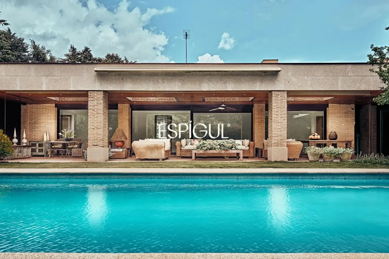 Espectacular villa independiente en venta en Pozuelo de Alarcón