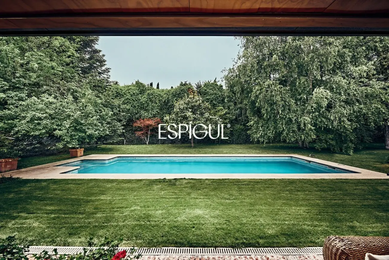 Espectacular villa independiente en venta en Pozuelo de Alarcón