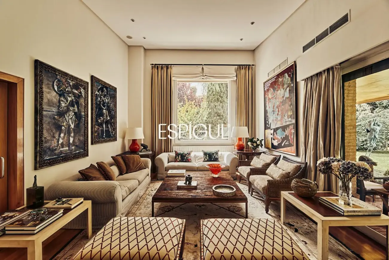 Espectacular villa independiente en venta en Pozuelo de Alarcón