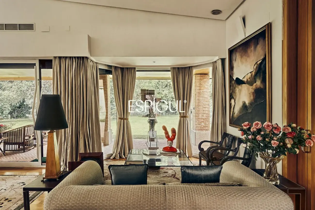 Espectacular villa independiente en venta en Pozuelo de Alarcón