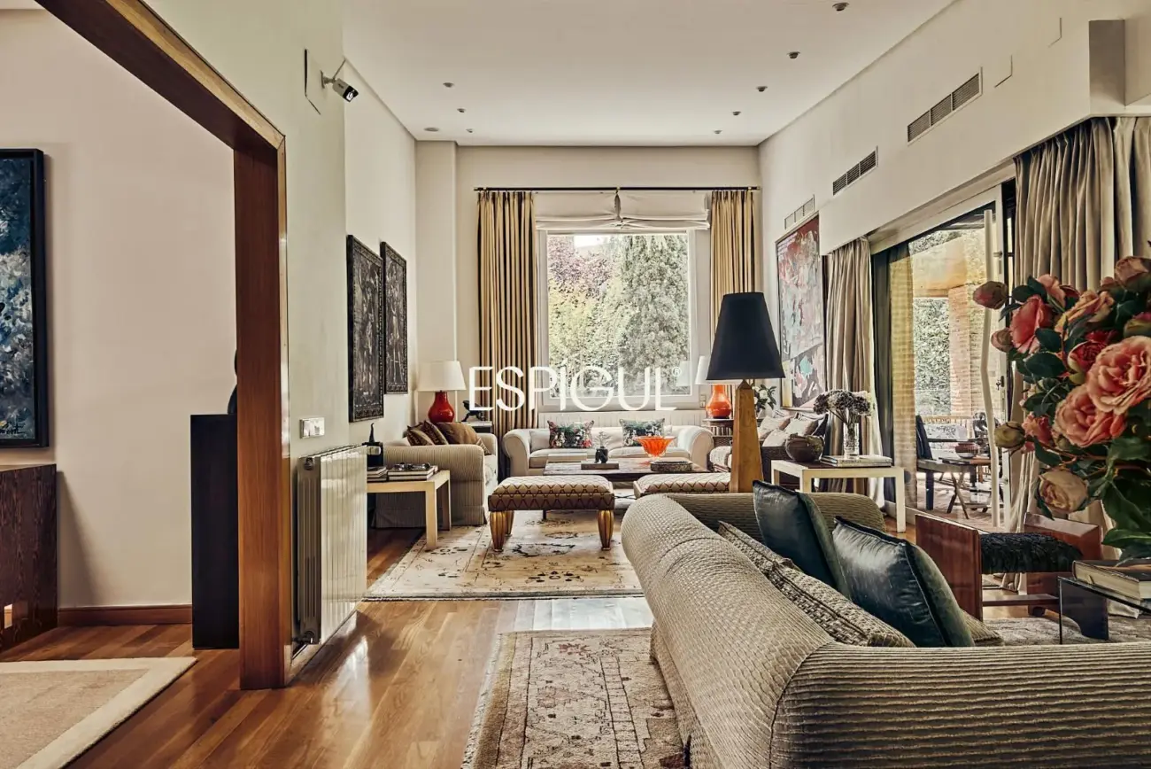 Espectacular villa independiente en venta en Pozuelo de Alarcón