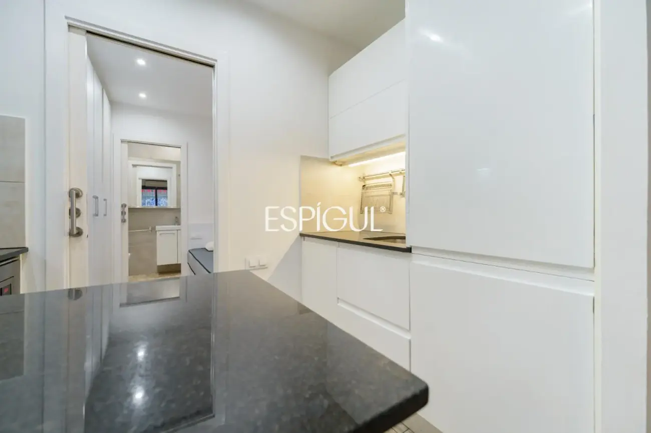 Estudio reformado y muy funcional en Sants-Olzinelles