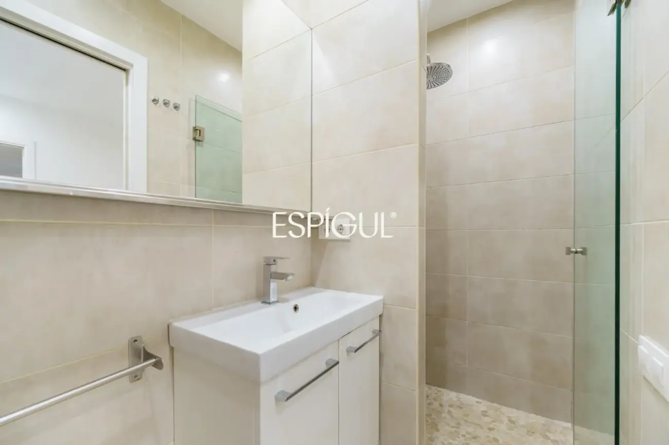 Estudio reformado y muy funcional en Sants-Olzinelles