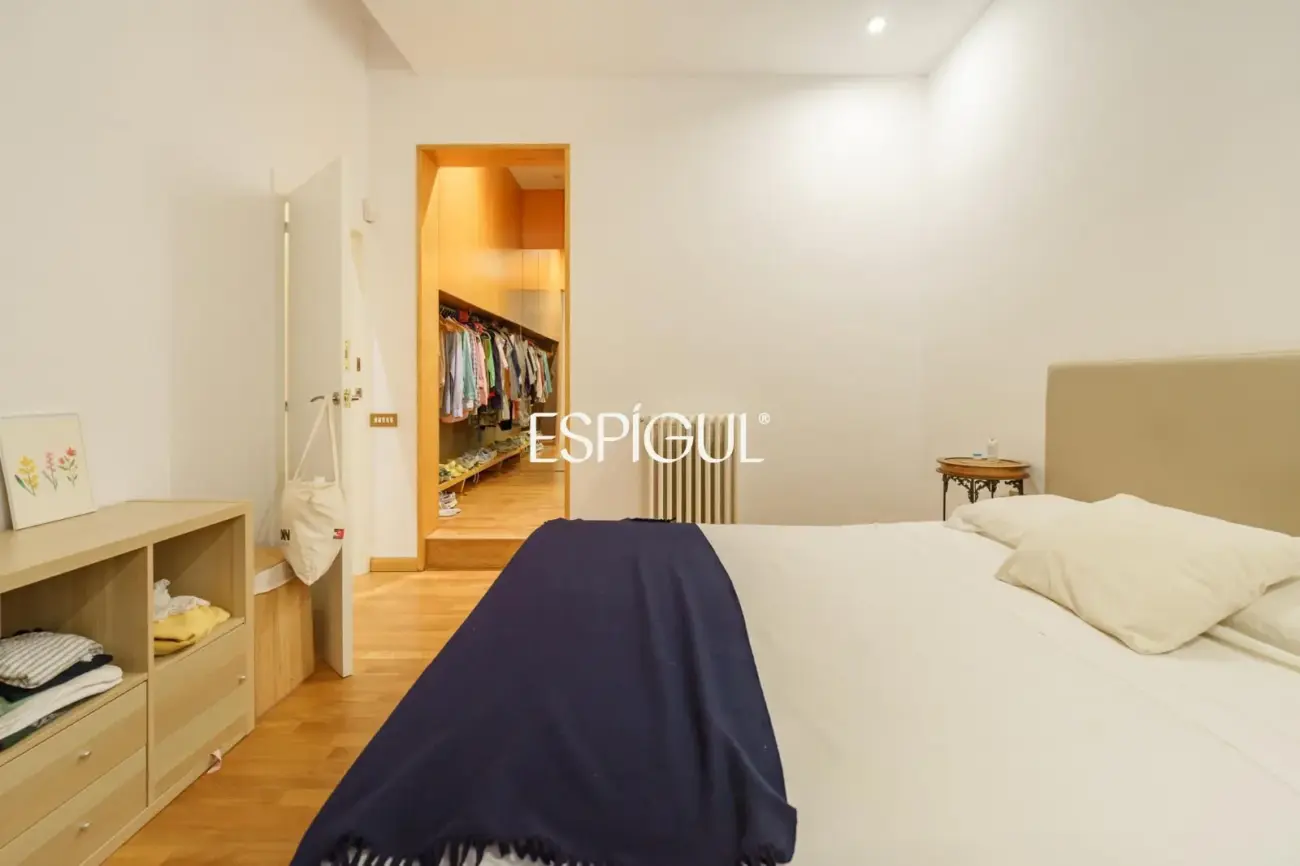 Эксклюзивная недвижимость с впечатляющей террасой 140 м² в L’Antiga Esquerra de L’Eixample