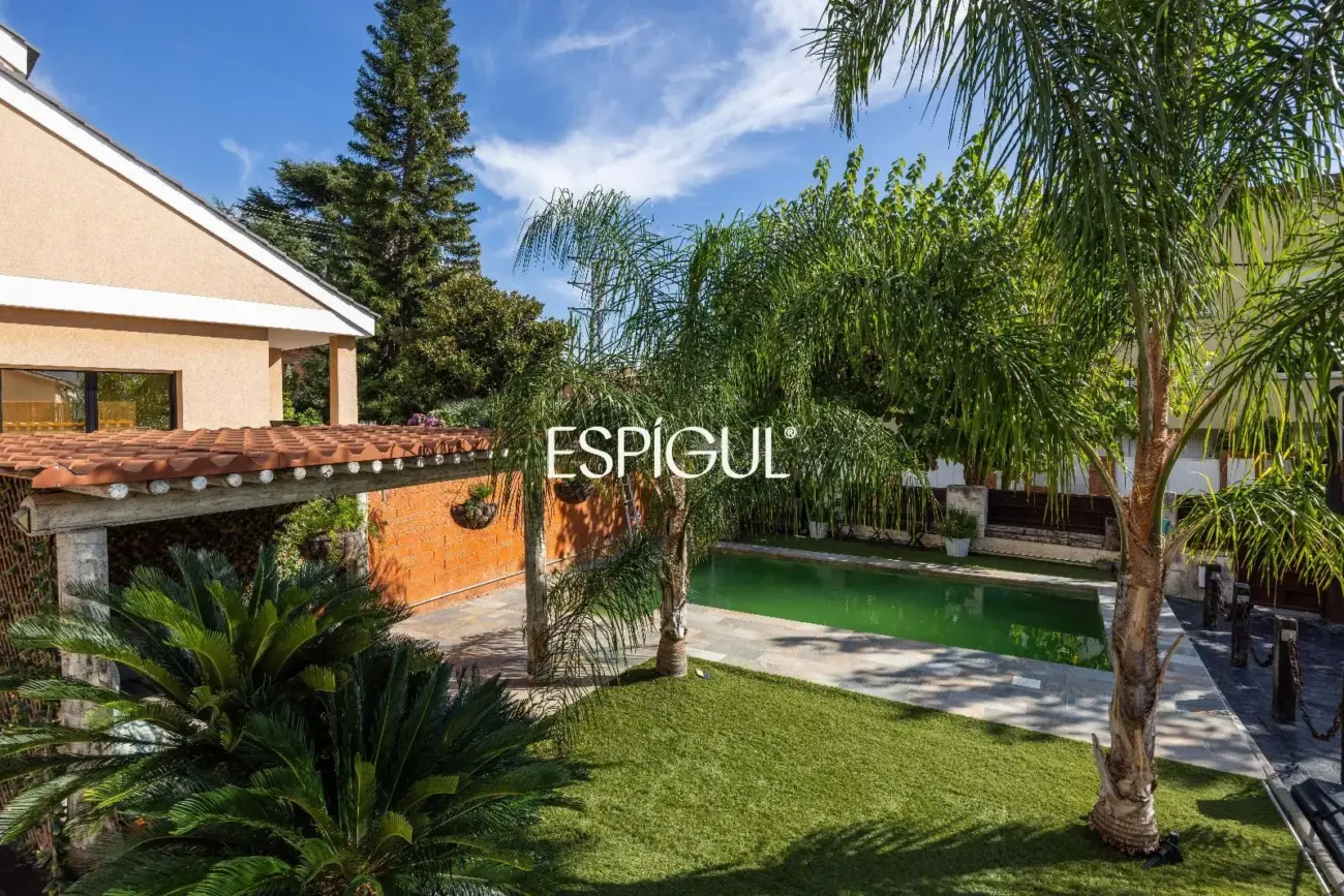 Magnífica casa unifamiliar en Tiana con piscina privada