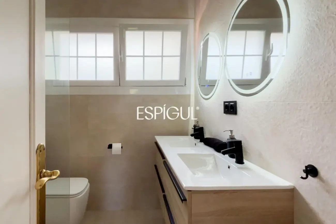 Magnífica casa unifamiliar en Tiana con piscina privada