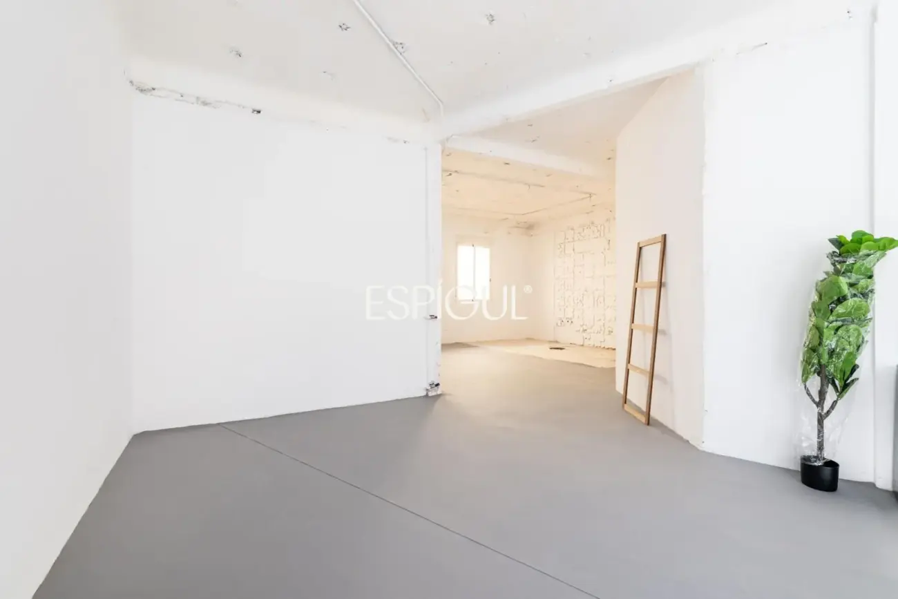 Piso en venta a reformar en García de Paredes, Almagro