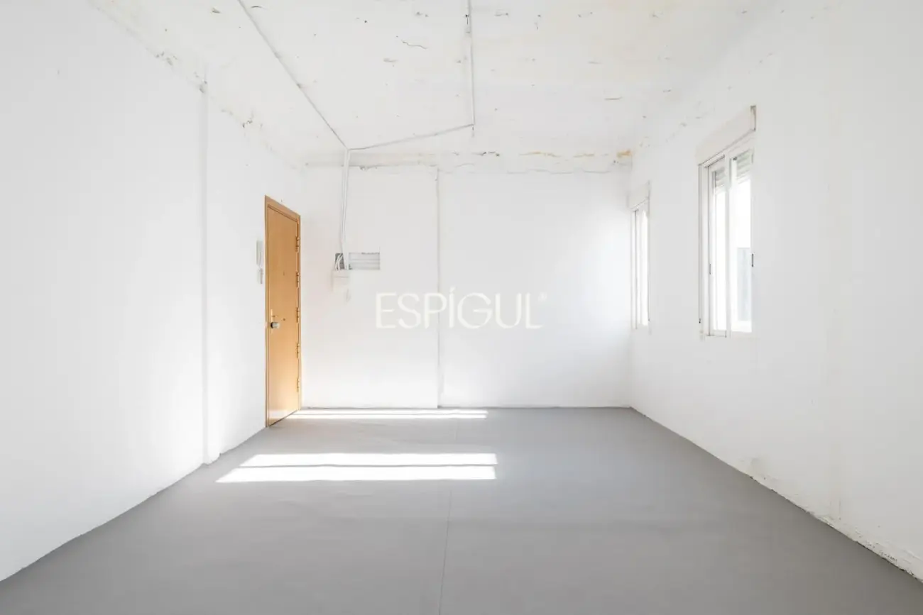 Piso en venta a reformar en García de Paredes, Almagro