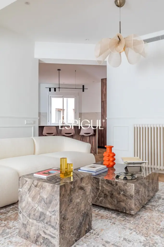 Piso en venta amueblado con portería en Maldonado, Castellana