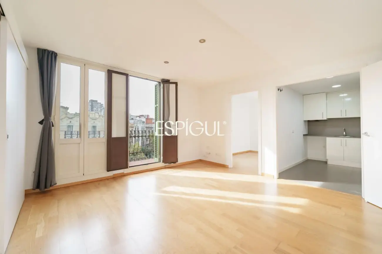 Piso en venta en el corazón de l’Antiga Esquerra de l’Eixample, Barcelona