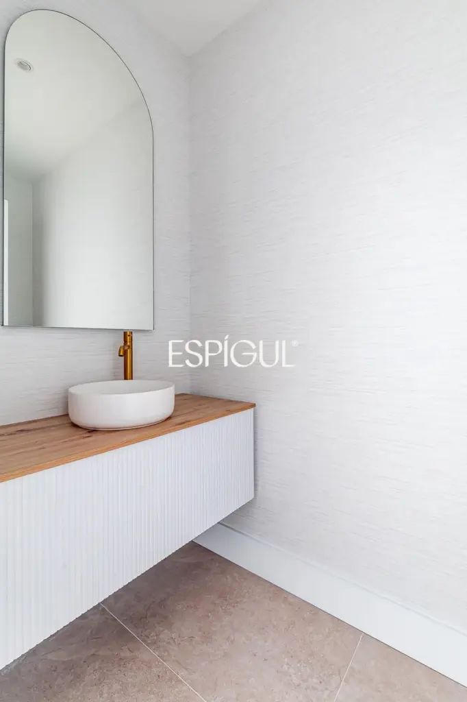 Piso en venta en Santa Cruz de Marcenado, Malasaña