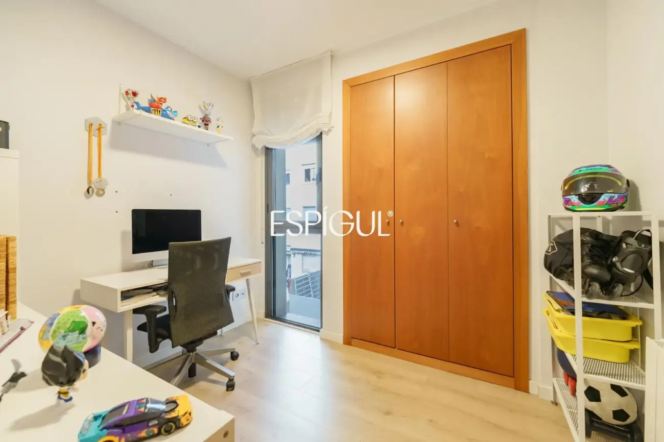 Квартира на продажу в Vallcarca i els Penitents, Gràcia