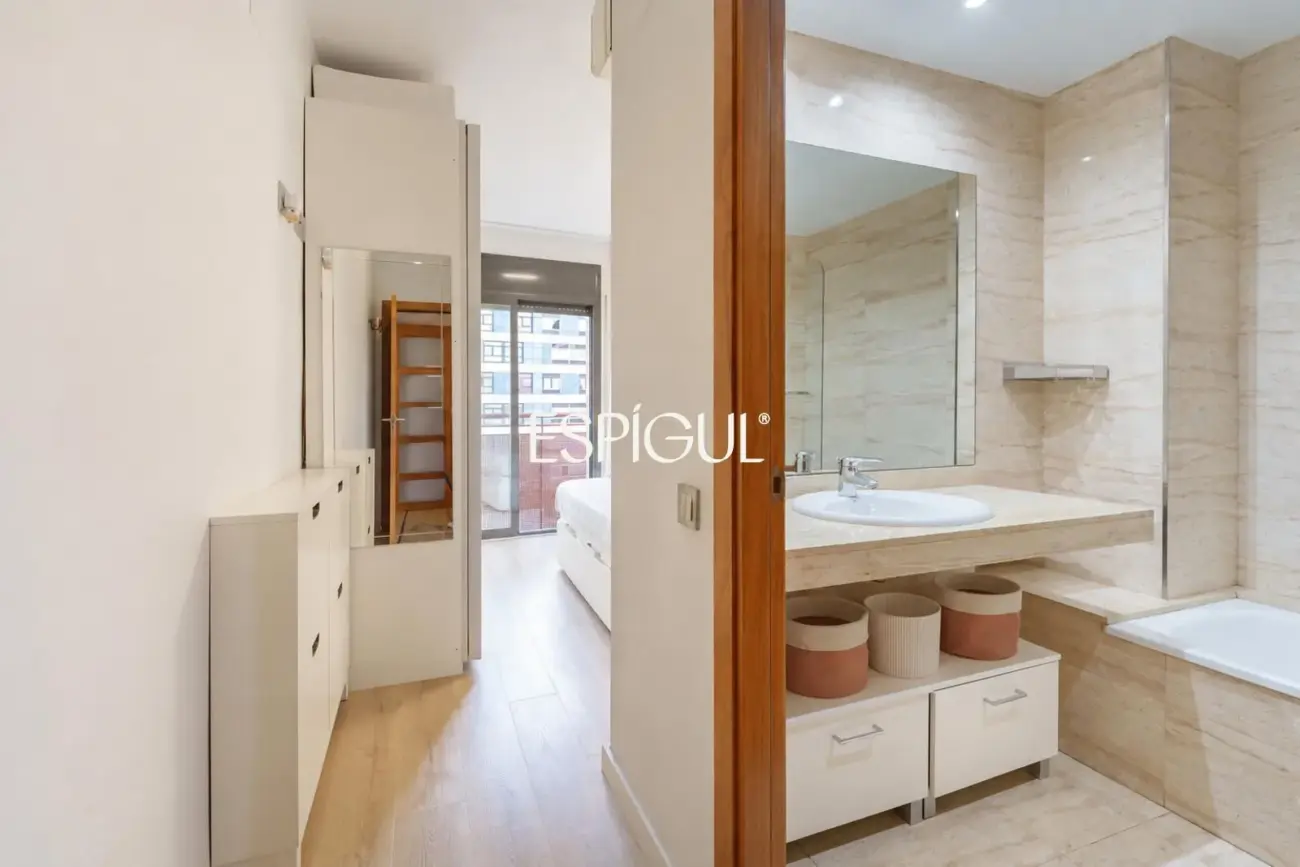 Квартира на продажу в Vallcarca i els Penitents, Gràcia