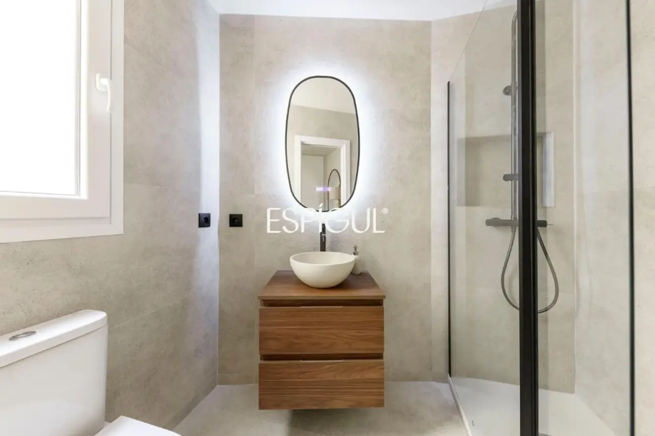 Piso en venta exterior reformado con balcón en Don Ramón de la Cruz, Lista