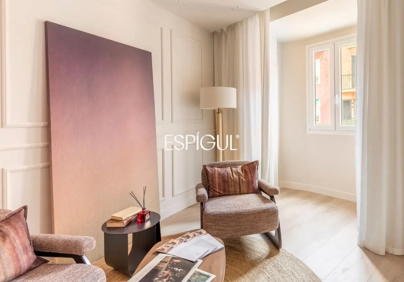 Piso en venta exterior reformado con balcón en Don Ramón de la Cruz, Lista