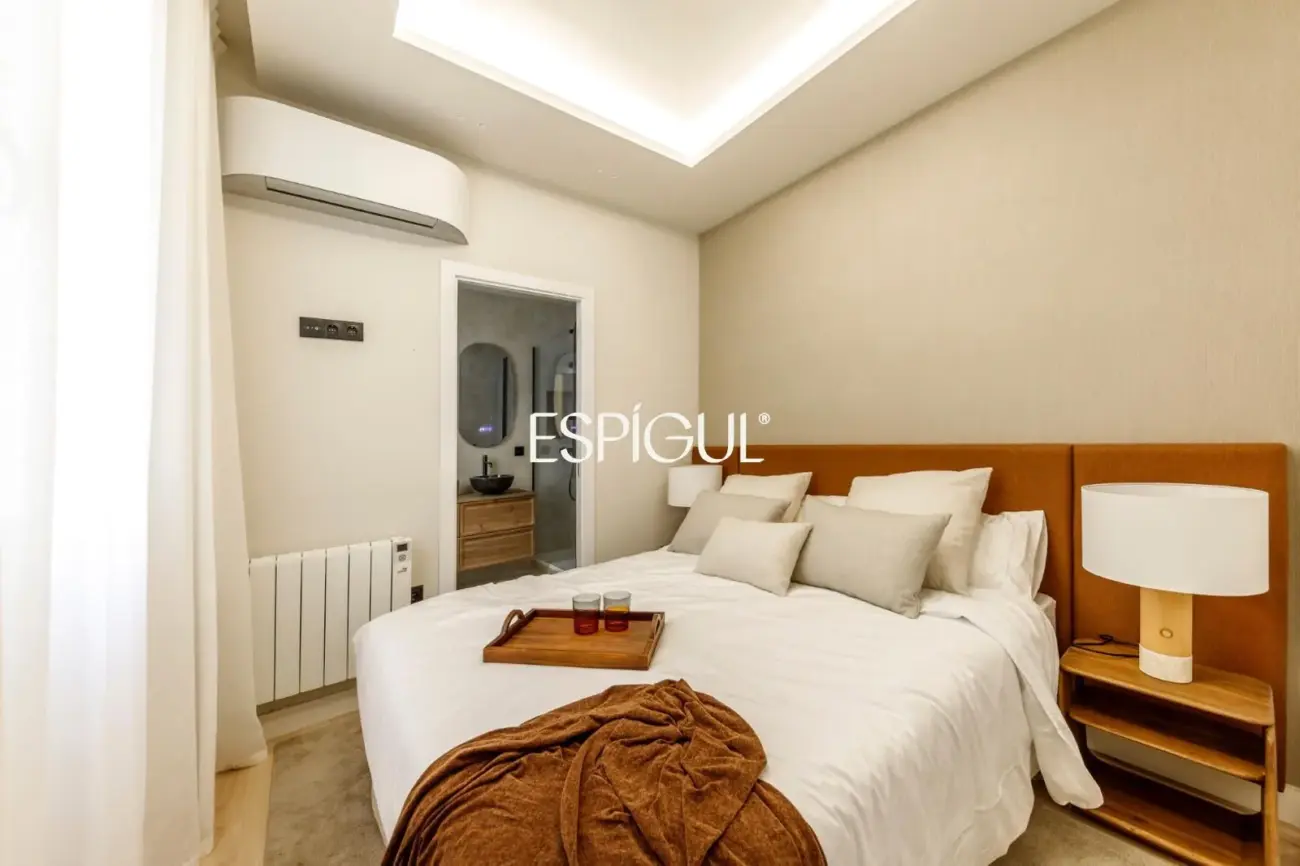 Piso en venta exterior reformado con balcón en Don Ramón de la Cruz, Lista