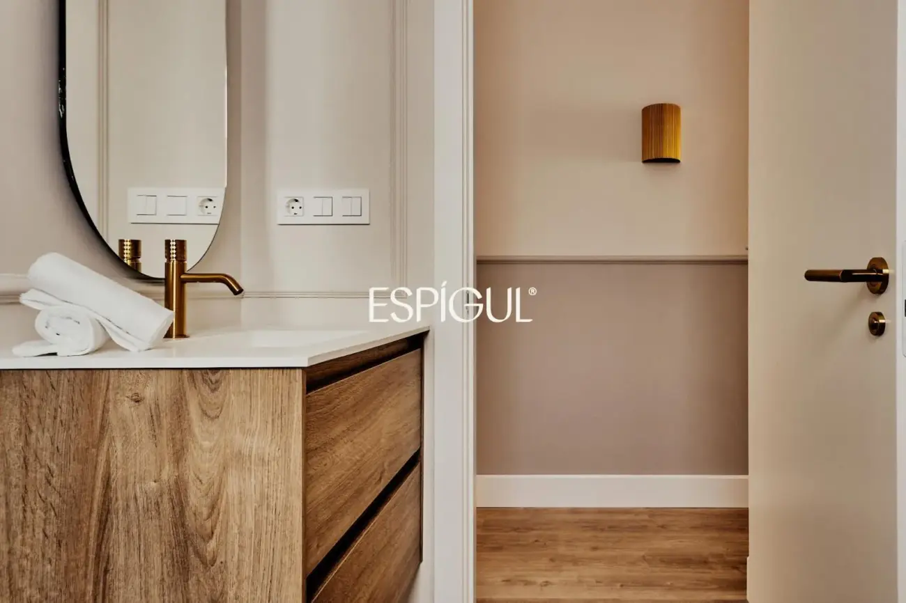 Appartement extérieur à vendre, rénové à Diego de León, Lista