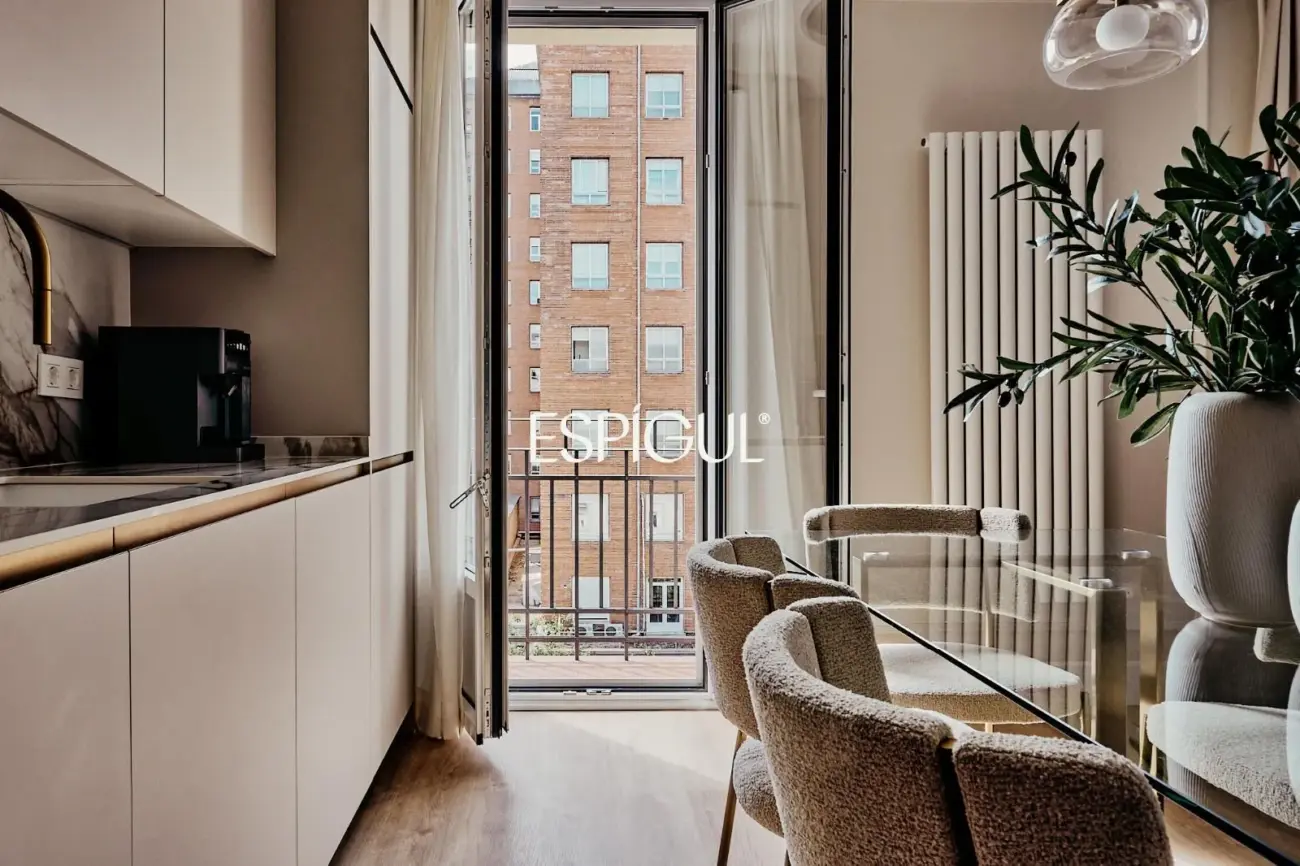 Appartement extérieur à vendre, rénové à Diego de León, Lista