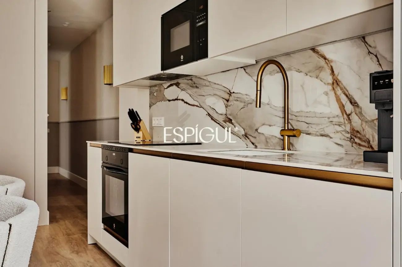 Appartement extérieur à vendre, rénové à Diego de León, Lista
