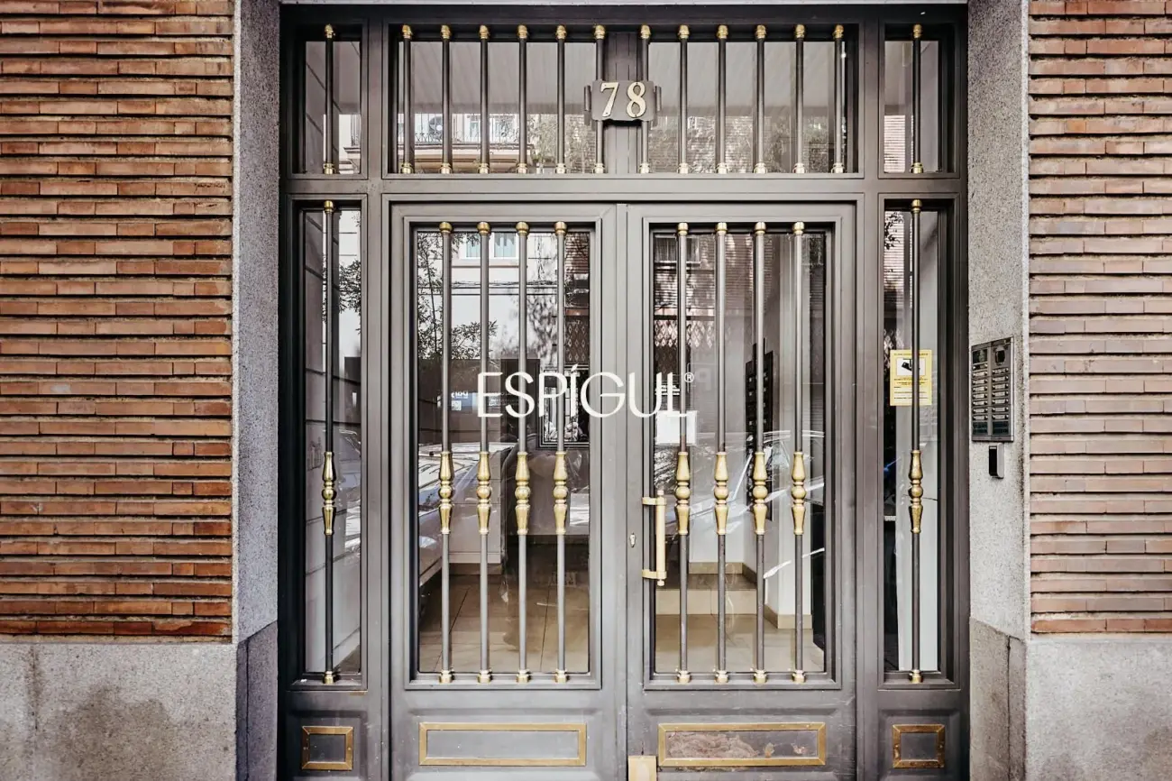 Piso en venta exterior reformado en General Oraá, Lista