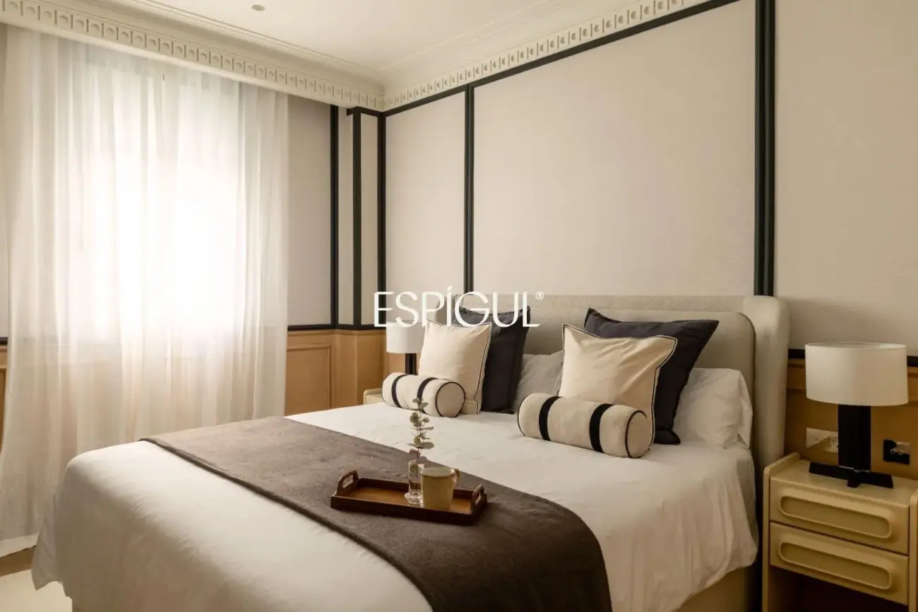 Piso en venta exterior totalmente reformado con portería en Núñez de Balboa, Castellana