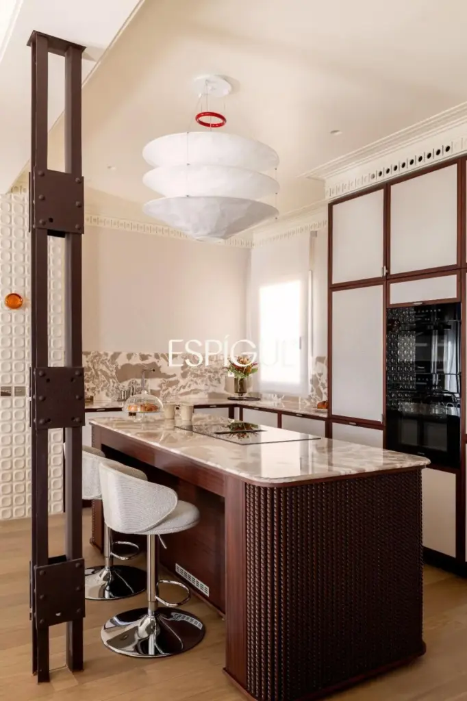 Piso en venta exterior totalmente reformado con portería en Núñez de Balboa, Castellana