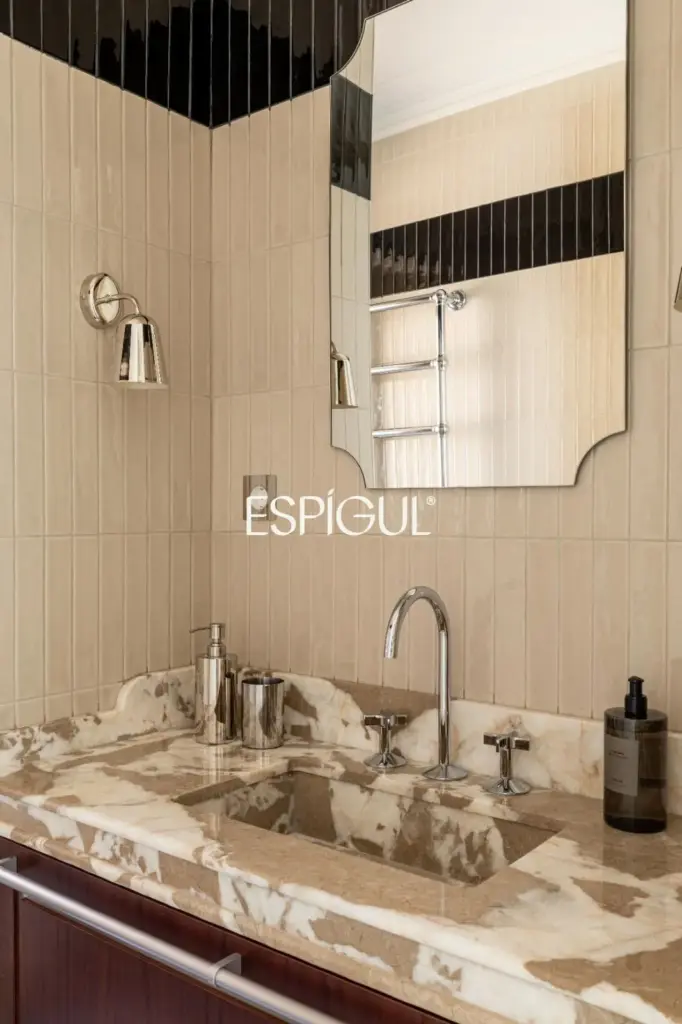 Piso en venta exterior totalmente reformado con portería en Núñez de Balboa, Castellana