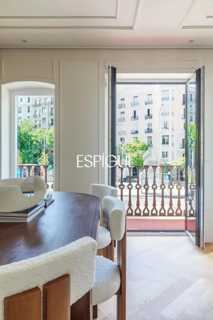 Piso en venta exterior totalmente reformado en Alcalá, Goya