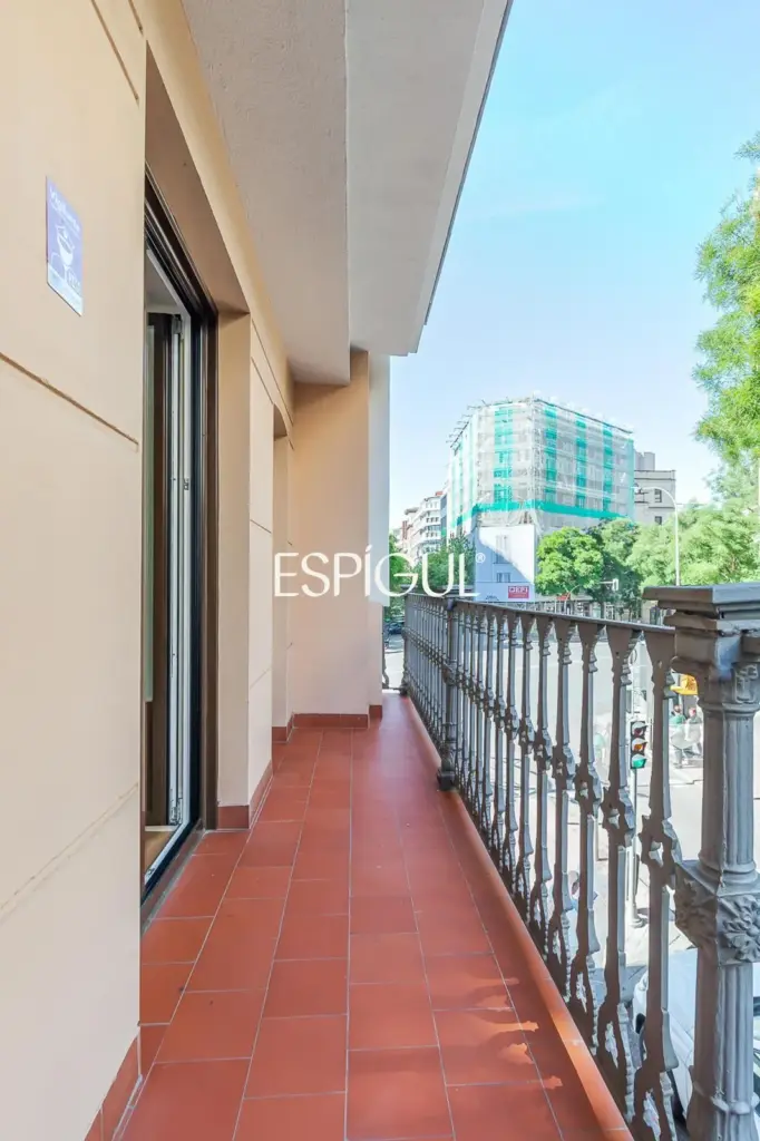 Piso en venta exterior totalmente reformado en Alcalá, Goya