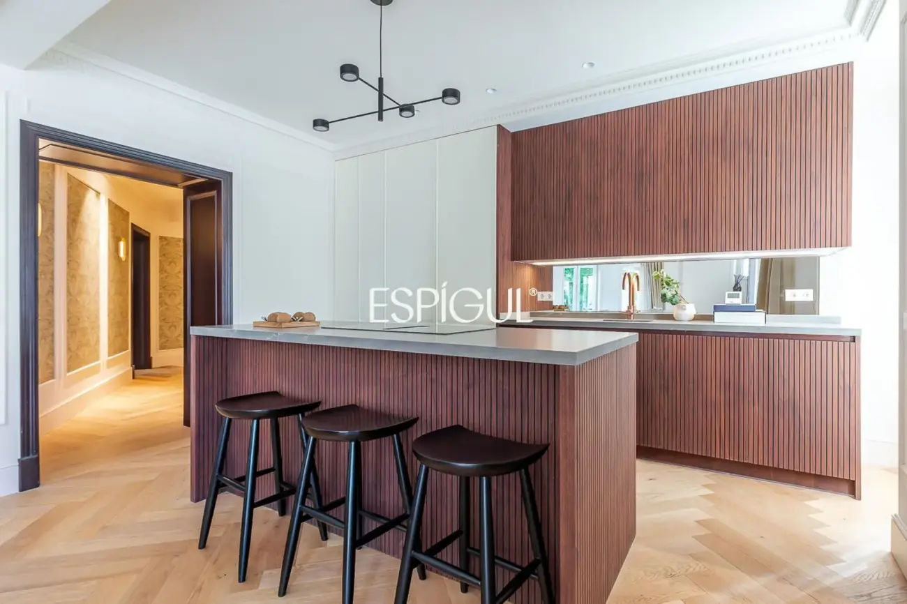 Piso en venta exterior totalmente reformado en Alcalá, Goya
