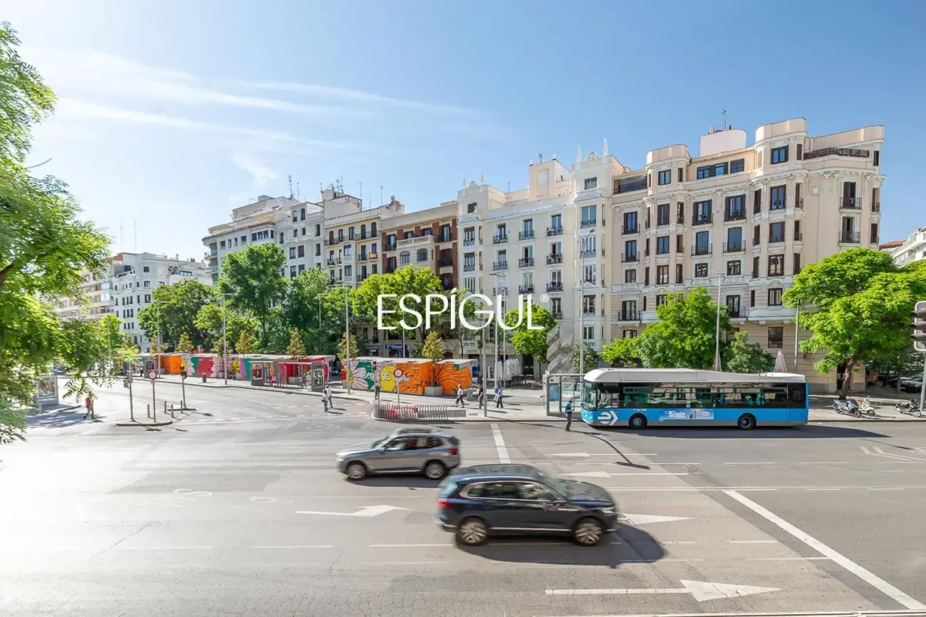 Piso en venta exterior totalmente reformado en Alcalá, Goya