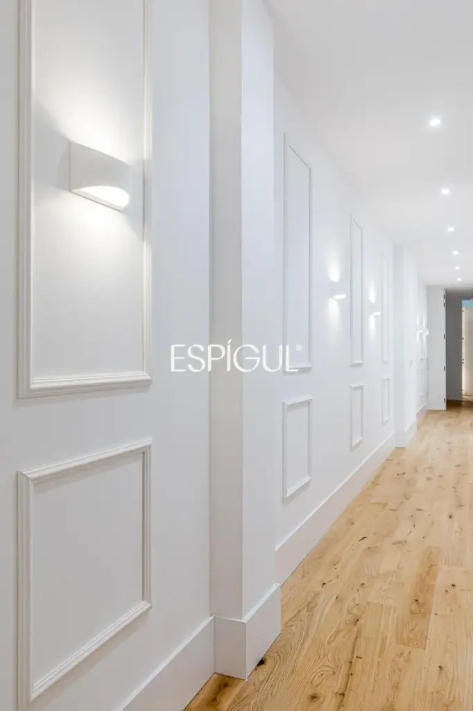 Piso en venta reformado con terraza, garaje y trastero en María de Molina, Lista