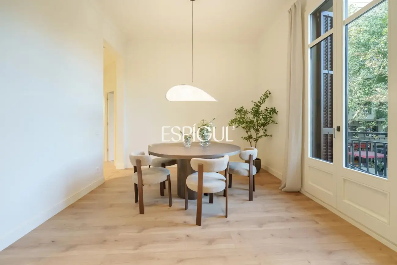 Piso en venta reformado en Eixample Esquerra