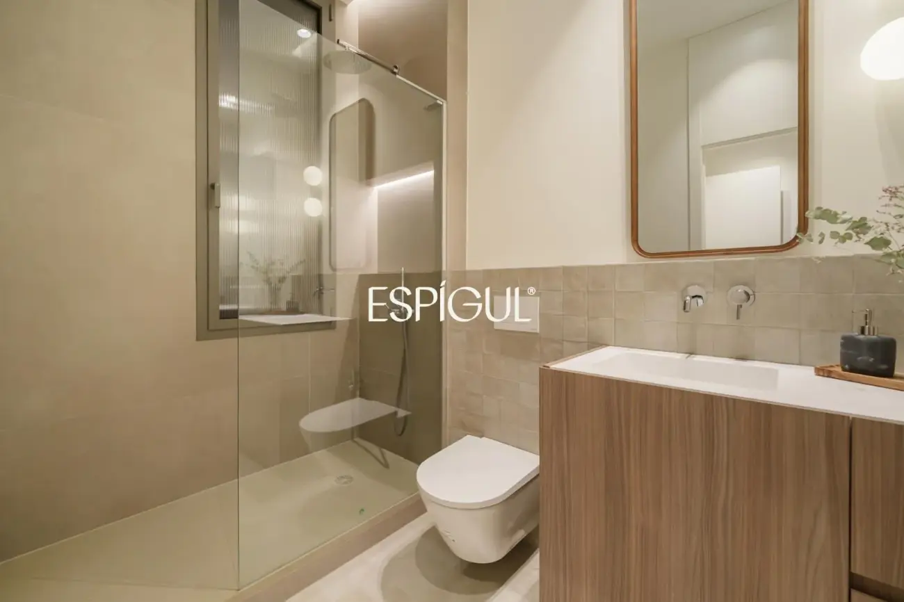 Piso en venta reformado en Eixample Esquerra